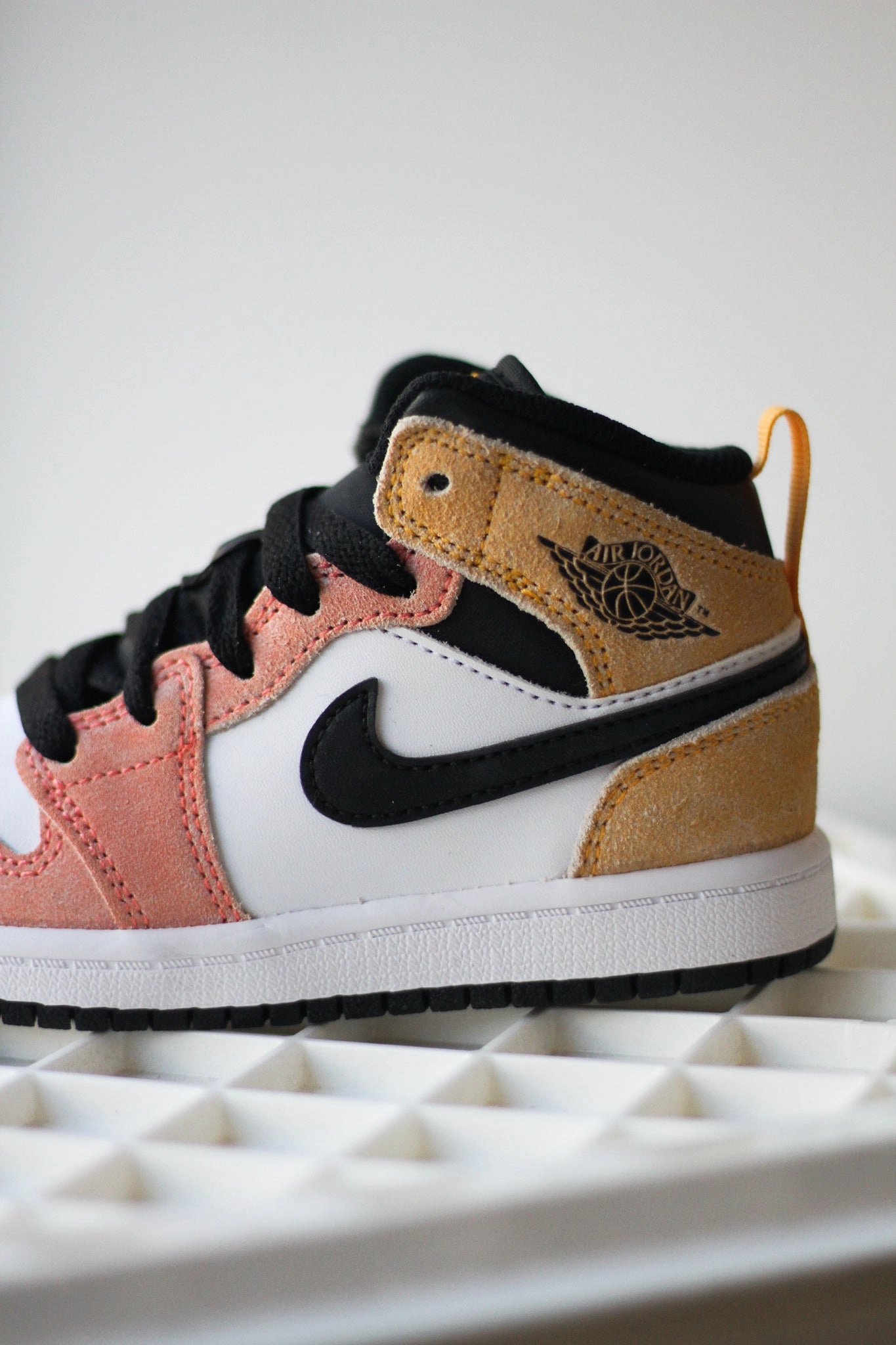 JORDAN 1 MID SE (PS) MAGIC EMBER