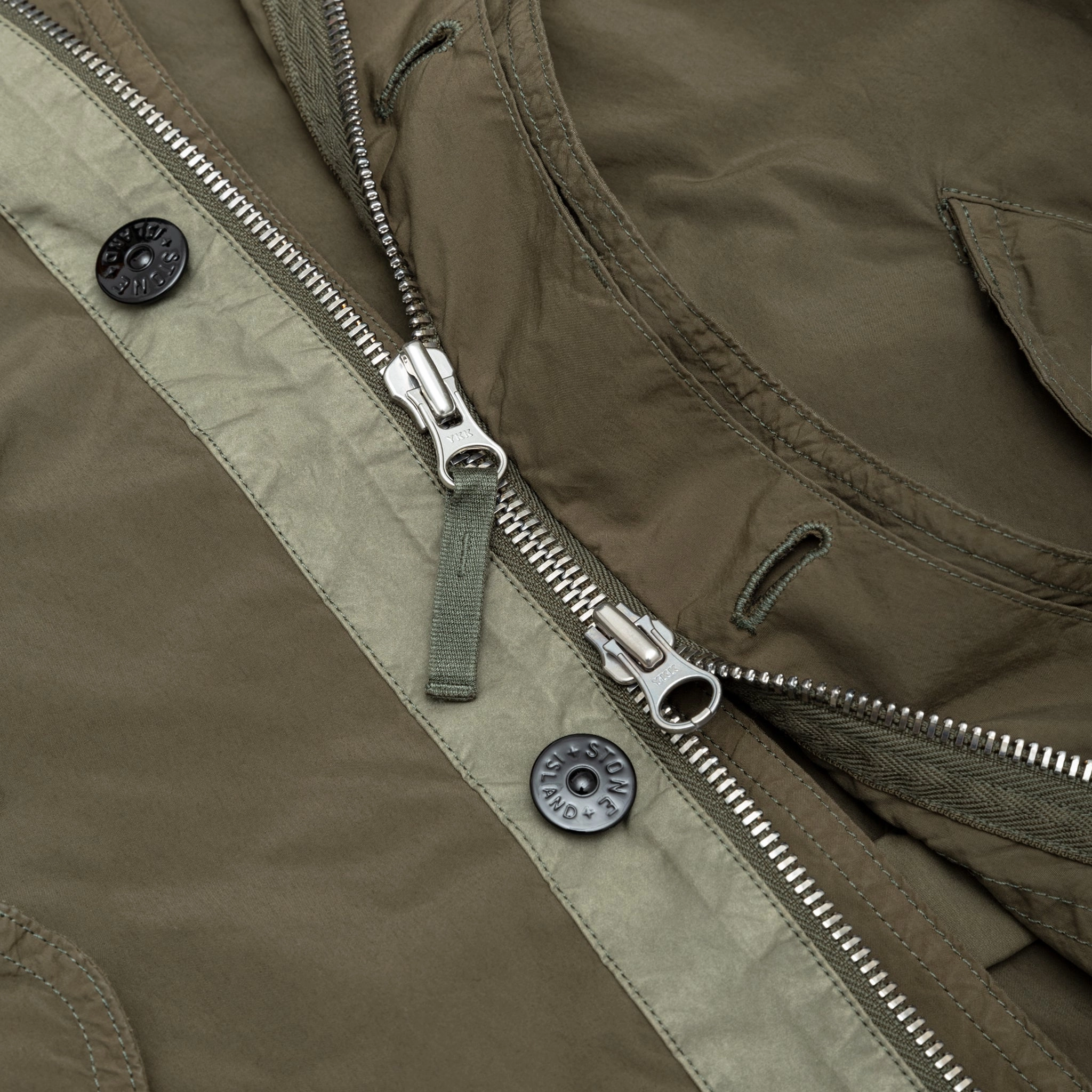 LIGHT COMPACT TOUCH POLY T-C PARKA