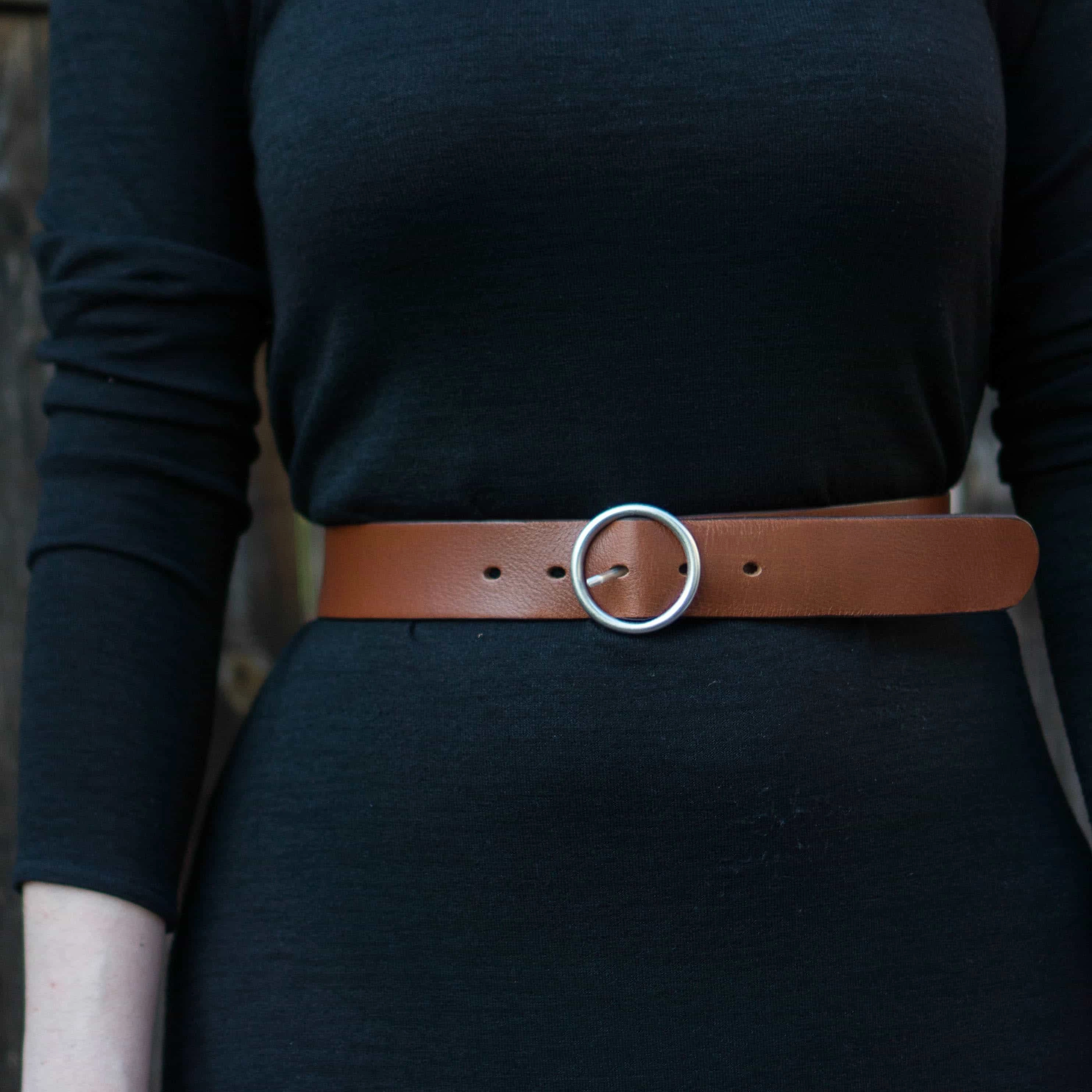 Sempre   Lucille - 2 pc Women's Leather Belt Set