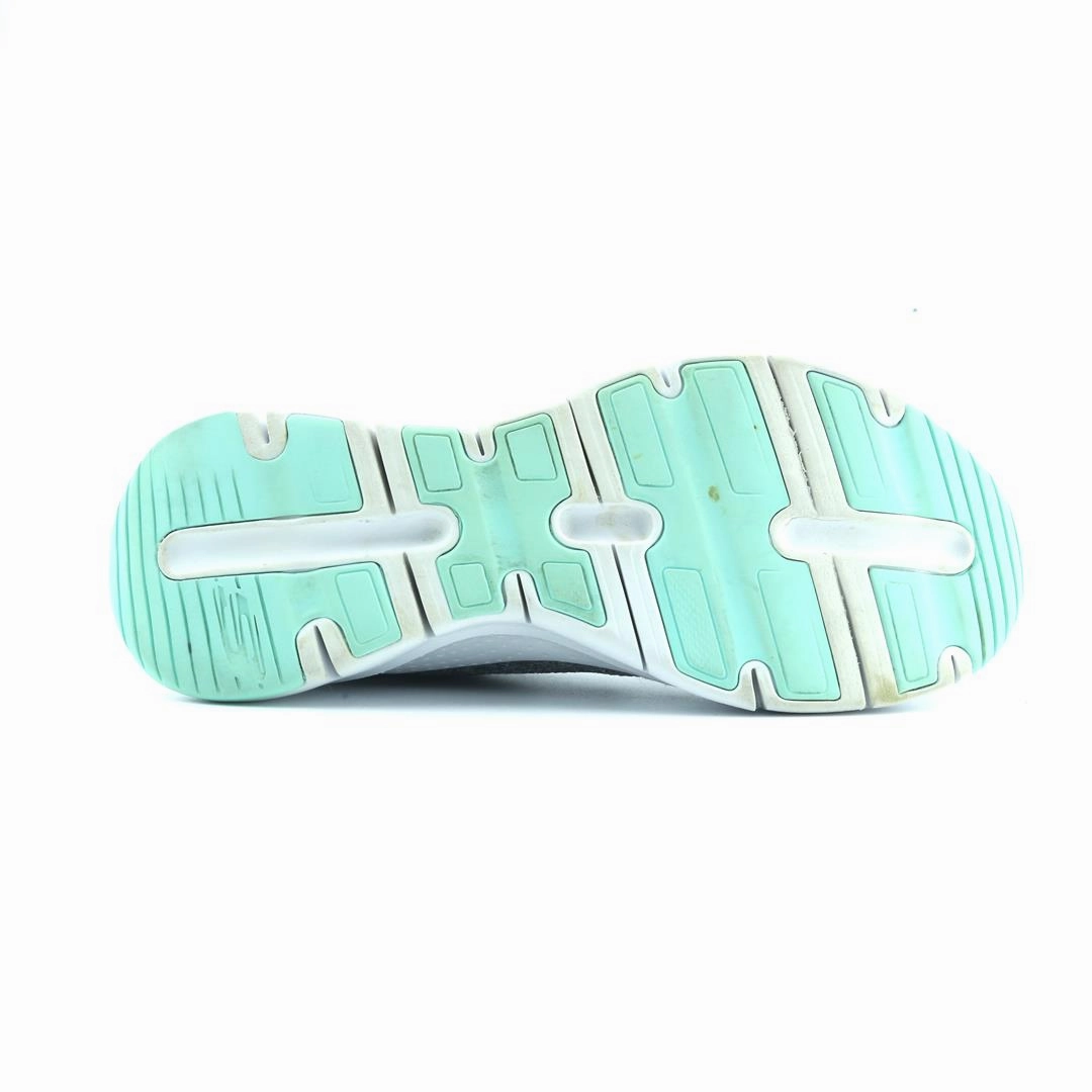 SKECHERS ARCH FIT - COMFY WAVE