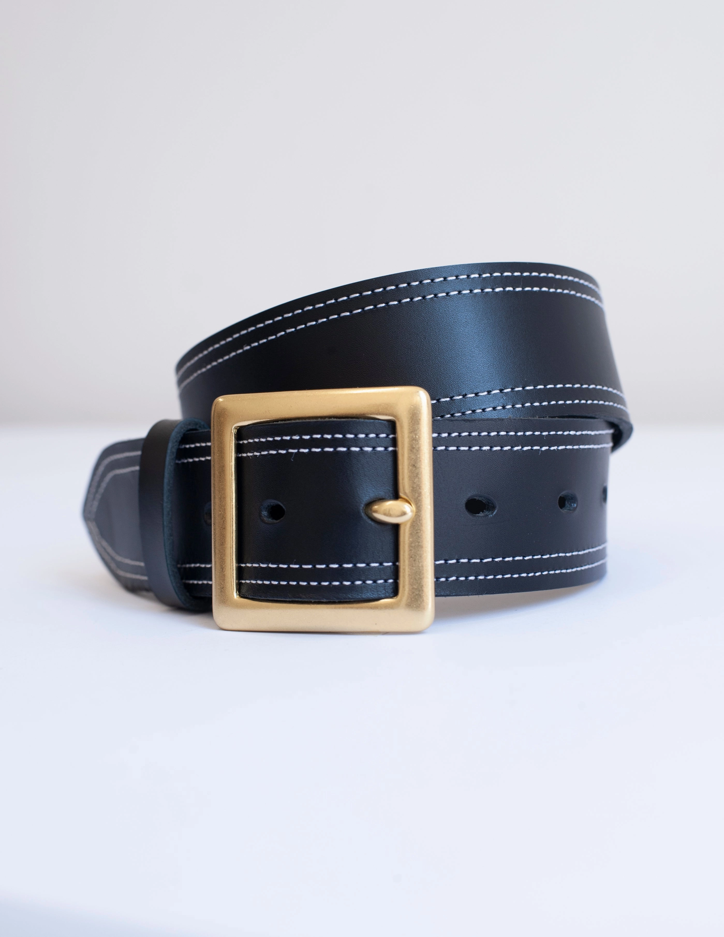 The Lair Daisy White Stitch Belt Brass