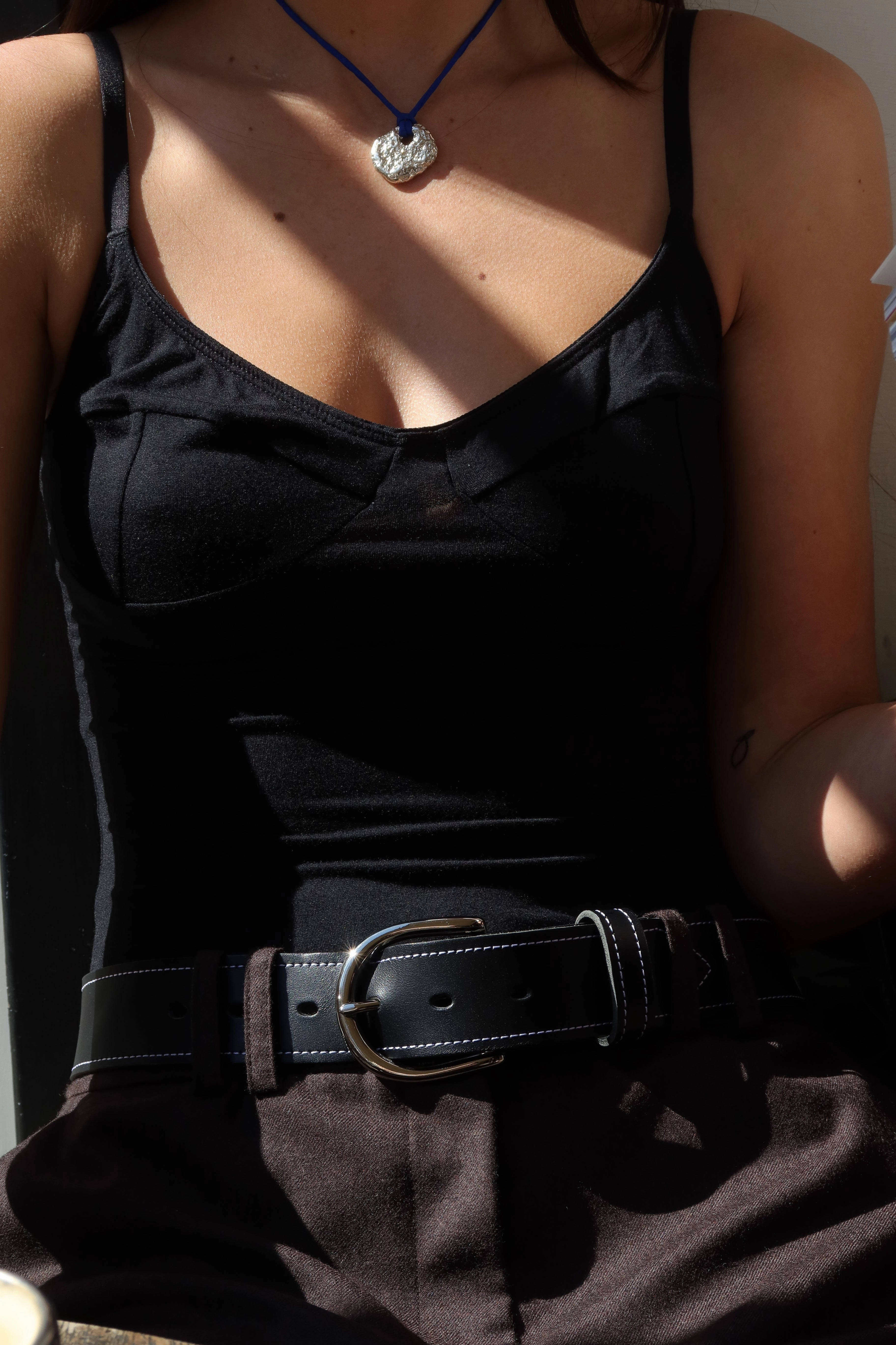 The Lair Maya White Stitch Belt Wide Silver